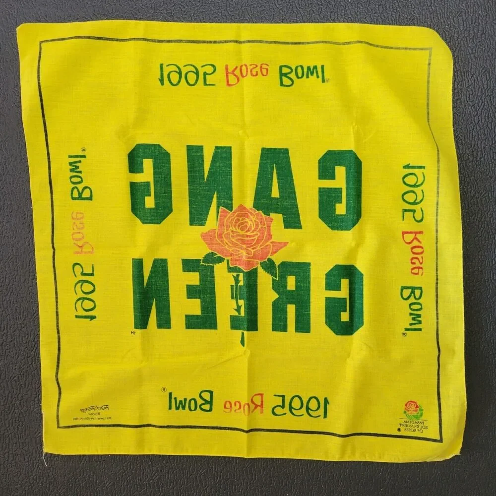 VTG 95 University of Oregon Ducks Rose Bowl Gang Green Bandana Hanky Scarf 20x21